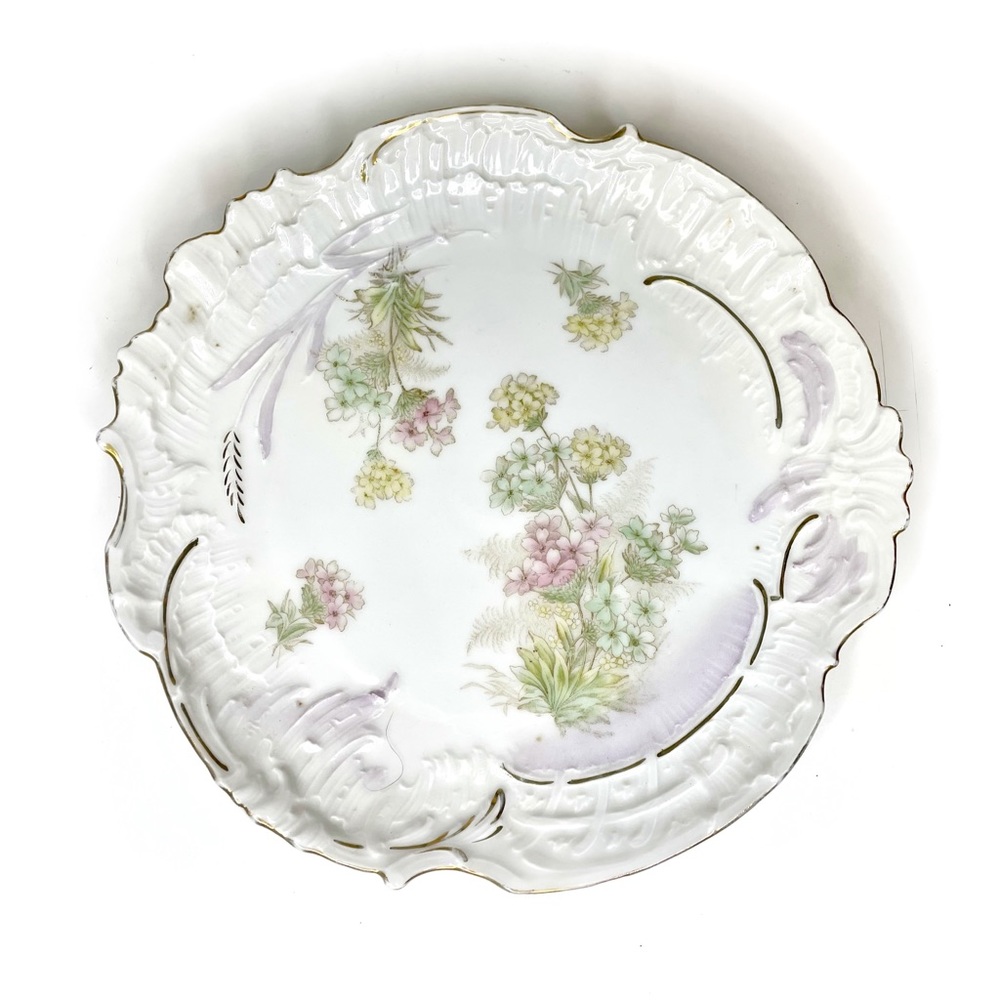 Vintage Pair of Gold Accent Bavarian China Plates - Picture 6 of 13